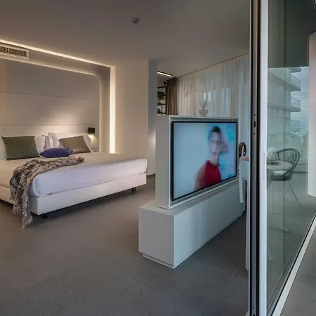 Hotel J44 Lifestyle
