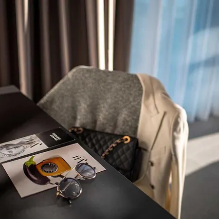 J44 Lifestyle מלון