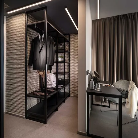 J44 Lifestyle Hotel 5*