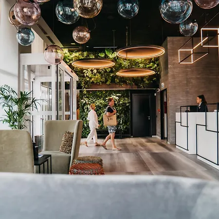 J44 Lifestyle 5* Lido di Jesolo