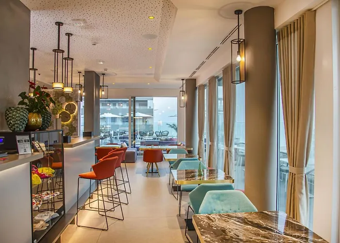 J44 Lifestyle 5* Lido di Jesolo